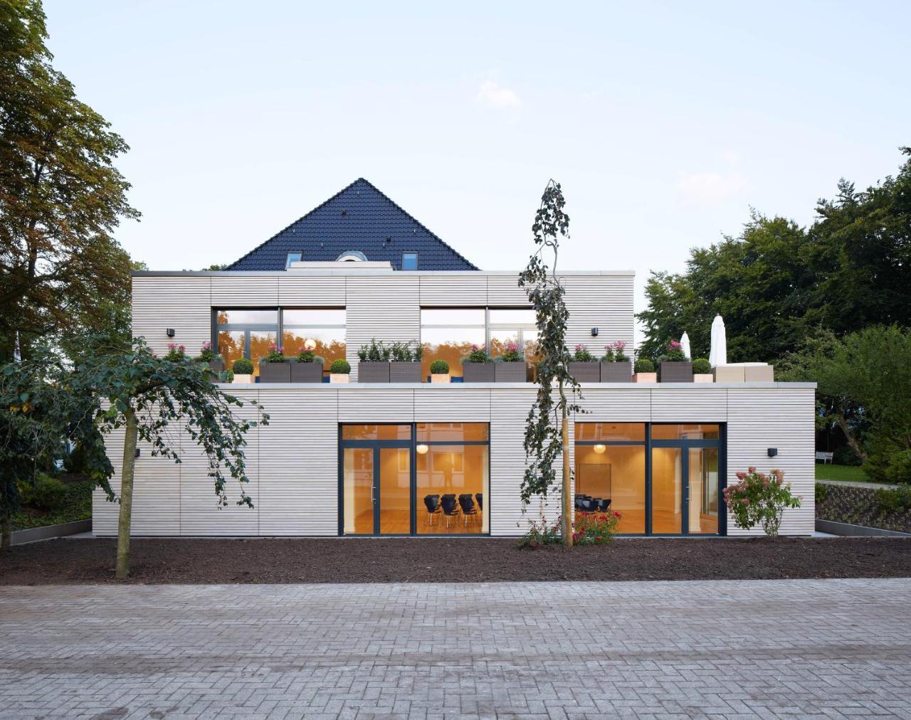 Haus Rissen Gaestehaus Hamburg Dış mekan fotoğraf